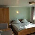 Gaestehaus Panorama 招待所 3*